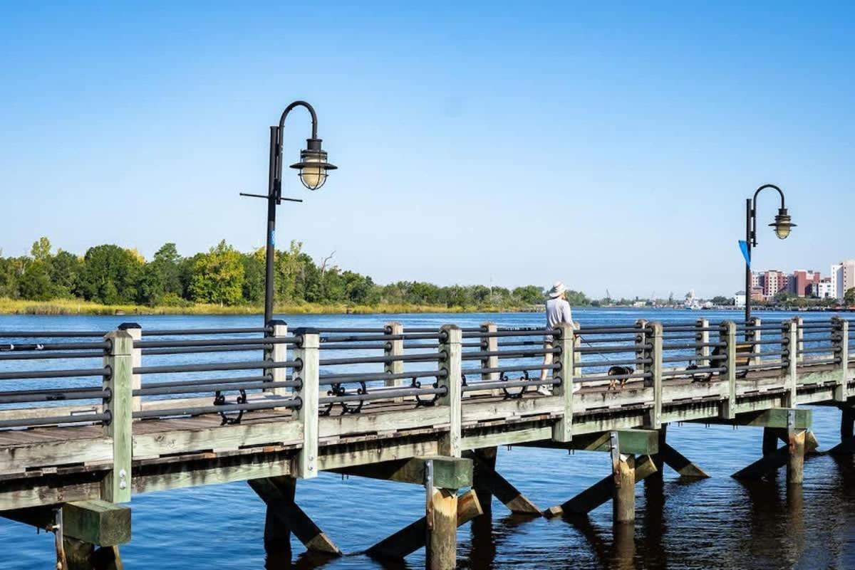 Riverwalk 118 - River & Battleship Views Wilmington Dış mekan fotoğraf