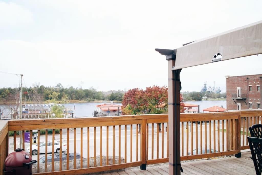 Riverwalk 118 - River & Battleship Views Wilmington Dış mekan fotoğraf